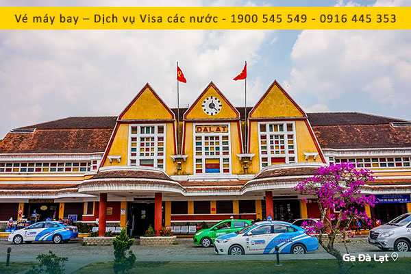 Đây được xem là nhà ga lâu đời nhất ở Việt Nam và Đông Dương. Nhà ga được người Pháp xây dựng từ năm 1932 đến 1938 thì hoàn thành, là nhà ga đầu mối trên tuyến Đường sắt Phan Rang-Đà Lạt dài 84 km